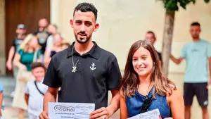 El pueblo de Navarra que ha premiado a dos jóvenes por ser los mejores lanzadores de tomate