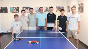 Dos j&oacute;venes de 13 y 14 a&ntilde;os sorprenden y se llevan la final de la Semana del Tenis de Mesa en Pamplona