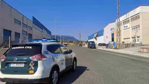 Destapan un taller clandestino en Navarra: reparaba coches sin permiso y almacenaba residuos peligrosos