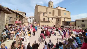 El pueblo medieval de Navarra que revive su historia este sábado con antorchas, caballos y combates