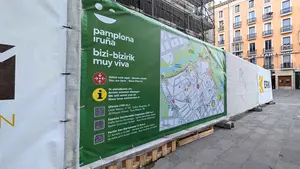 El cierre de la Oficina de Turismo de Pamplona obliga a mover a los visitantes a tres puntos distintos de la ciudad