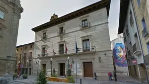 Ordenan cerrar una exposición de LAB en Navarra por incluir homenajes a presos de ETA