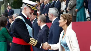 Chivite planta a los Reyes y se suma al lehendakari en su ausencia en el desfile del 12 de Octubre en Madrid