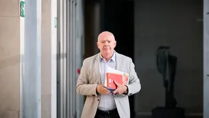 Vox denuncia al Ayuntamiento de Pamplona por bloquear su mesa informativa con un informe policial "falso"