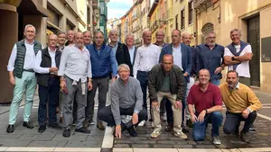 Exalumnos de un colegio de Pamplona se reúnen después de 43 años: “Pero si estás igual que antes”