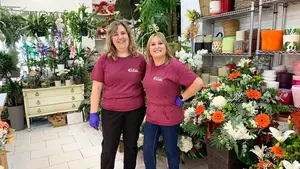 Marta, la navarra que llena su pueblo de vida y flores: “Me dicen que da gusto la alegría que he traído”