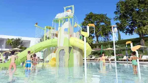 La localidad de Navarra que va a construir unas nuevas piscinas con un parque acuático para niños