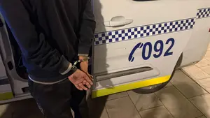 Un polic&iacute;a fuera de servicio presencia un violento robo en Tudela y logra que detengan al ladr&oacute;n