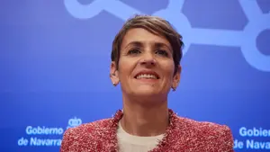 Chivite anuncia que colocar&aacute; a Navarra "a la cabeza", pero no menciona los casos de crisis en su industria