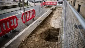 Las catas del paseo de Sarasate destapan en Pamplona el rastro de un antiguo taller de cer&aacute;mica medieval