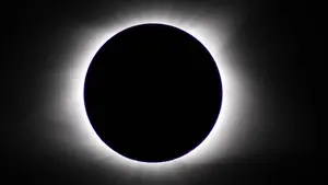 D&oacute;nde ver el eclipse en Pamplona: los mejores lugares si no puedes desplazarte al sur de Navarra