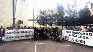 EH Bildu se carga la cocina de una escuela infantil y las familias se organizan contra la medida