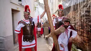FOTOS | Las mejores im&aacute;genes de la Pasi&oacute;n Viviente de Andosilla: el V&iacute;a Crucis m&aacute;s sobrecogedor de Navarra
