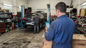 Enga&ntilde;o en Pamplona: vende un m&oacute;vil falso en Wallapop para poder pagar a un taller y sacar su coche de all&iacute;
