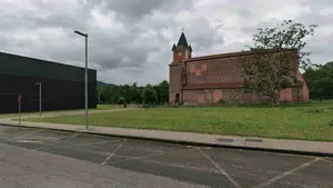 Una iglesia en Lec&aacute;roz, en riesgo de desaparecer: "El Gobierno de Navarra ha llevado a un deterioro del edificio"