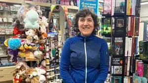 La bi&oacute;loga que dirige dos tiendas familiares con cinco empleados&nbsp;en Burlada: &ldquo;Resistimos, que no es poco&rdquo;