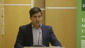 El estudiante que ha brillado en la UNED Pamplona lanza un mensaje sobre el valor de estudiar con "pausa y reflexi&oacute;n"