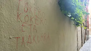 Tudela amanece con nuevas pintadas proetarras contra el alcalde Toquero tras la manifestaci&oacute;n de los abertzales de LAB