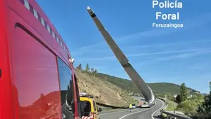 Importantes retenciones en una carretera que une dos pueblos de Navarra: la Polic&iacute;a Foral explica los motivos