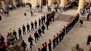 V&Iacute;DEO | &ldquo;Toda Navarra est&aacute; de luto&rdquo;: la emotiva despedida a los cinco polic&iacute;as forales muertos en Elgoibar
