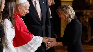 El encuentro de Cristina Ibarrola con el Papa Le&oacute;n XIV en el Palacio Real: "Un aut&eacute;ntico honor"