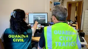 Dos navarros usaron los datos de un hombre que vive en Estados Unidos para cargarle seis multas graves de tr&aacute;fico