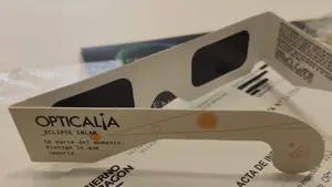 Las seis gafas para el eclipse que Consumo pide retirar en Navarra por el riesgo de causar lesiones en la retina