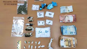 Detenido en Navarra tras ser interceptado en su furgoneta con cuatro tipos de droga listos para la venta