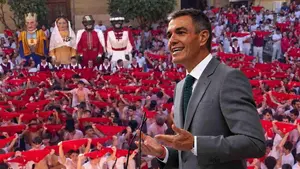 Cintru&eacute;nigo, el pueblo de Mar&iacute;a Chivite, comienza sus fiestas al grito de "&iexcl;Pedro S&aacute;nchez, hijo de puta!"