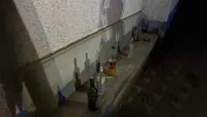 Varios j&oacute;venes salen corriendo de un botell&oacute;n en Tudela y se olvidan 15 tel&eacute;fonos m&oacute;viles al llegar la Polic&iacute;a