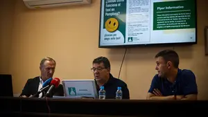 Los taxistas de Pamplona reclaman m&aacute;s inspecciones a las VTC: "Nuestra funci&oacute;n es trabajar"