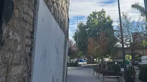 Alerta por "ruina inminente" en un conocido edificio de Tudela: el Ayuntamiento derribar&aacute; parte de su fachada