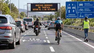 La DGT cambia las normas desde hoy: todo lo que debes saber para evitar multas de hasta 200 euros