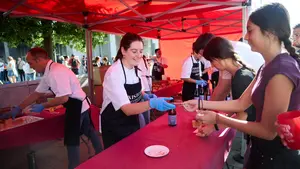 FOTOS | La chistorra navarra vuelve a ser protagonista: concurso, degustaciones y mucho ambiente en Pamplona