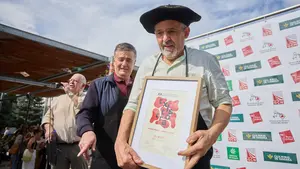 El carnicero de la mejor chistorra de Navarra 2026: "El secreto es buen g&eacute;nero, hacer bien las mezclas y no enga&ntilde;ar&rdquo;