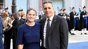 Miguel Indur&aacute;in (62 a&ntilde;os) reaparece junto a su hija Ana en una noche muy especial: as&iacute; es la joven investigadora