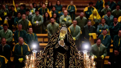 Traslado de _La Dolorosa_ desde la Catedral hasta San Lorenzo. PABLO LASAOSA 12
