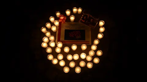 Homenaje a las víctimas del terrorismo en el día y lugar del asesinato del general Juan Atarés. PABLO LASAOSA 015