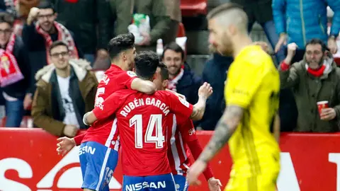 Encuentro entre Osasuna y el Sporting en El Molin&oacute;n LALIGA123 10