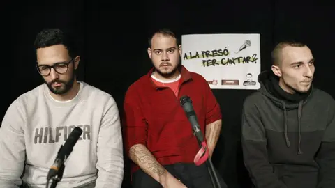 LOS RAPEROS VALTONYC, PABLO HASEL Y ELGIO SE REÚNEN EN BARCELONA