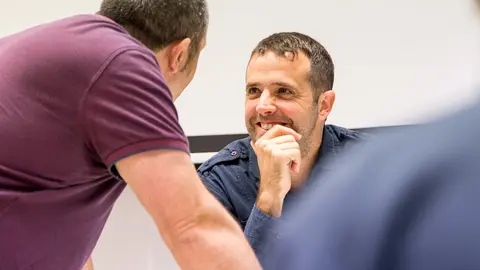 El presidente de la Mancomunidad de la Comarca de Pamplona, Aritz Ayesa, comenta los planes para el futuro de la gestión de los residuos en la Comarca (07). IÑIGO ALZUGARAY