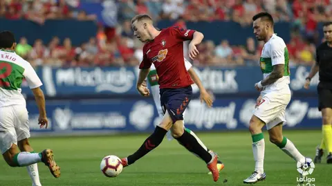 Carlos Clerc. Partido entre Osasuna y Elche en El Sadar LALIGA 16