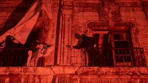 Manifestación y reokupación del Palacio del Marqués de Rozalejo. MIGUEL OSÉS