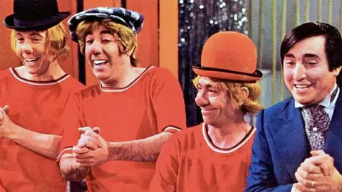 Los payasos de la tele, Fofito, Miliki, Fofo y Gaby, en una actuaci&oacute;n de televisi&oacute;n.