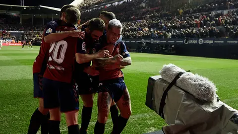 Partido de La Liga Santander entre Osasuna y Sevilla disputado en el estadio de El Sadar. IÑIGO ALZUGARAY