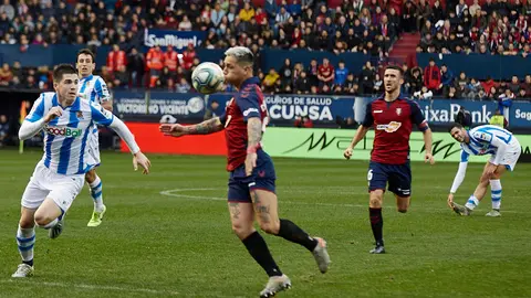 Partido de La Liga Santander entre Osasuna y Real Sociedad disputado en el estadio de El Sadar. IÑIGO ALZUGARAY