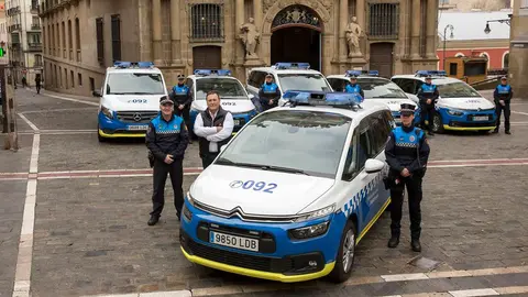 La Policía Municipal presenta sus nuevos vehículos. AYUNTAMIENTO DE PAMPLONA