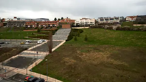 Solar de la Ripa de Beloso donde se pretenden construir unos bloques de viviendas. MIGUEL OSÉS