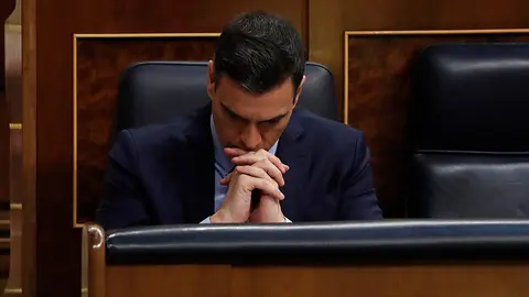 El presidente del Gobierno, Pedro Sánchez, durante el pleno del Congreso este miércoles donde se autorizará otra prórroga del estado de alarma solicitada por el Gobierno. POOL