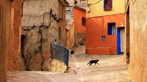 Una calle de una localidad rural. DANIEL NEBREDA